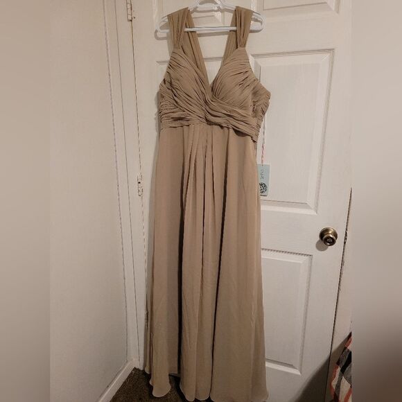 NWT Purbelle bridesmaids dress - Picture 3 of 7